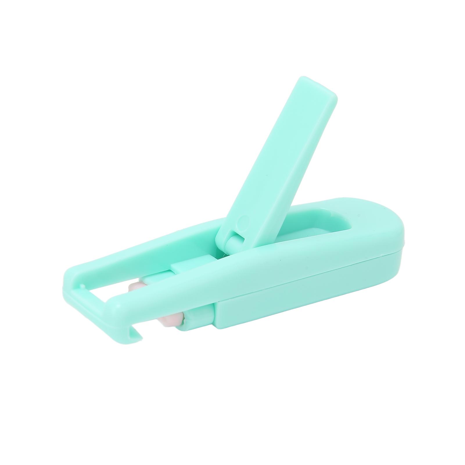 2Pcs Wide Angle Partial Eyelash    Cute Eyelash   s with Replacement Silicone Refill Pad for Women Girls(Green )