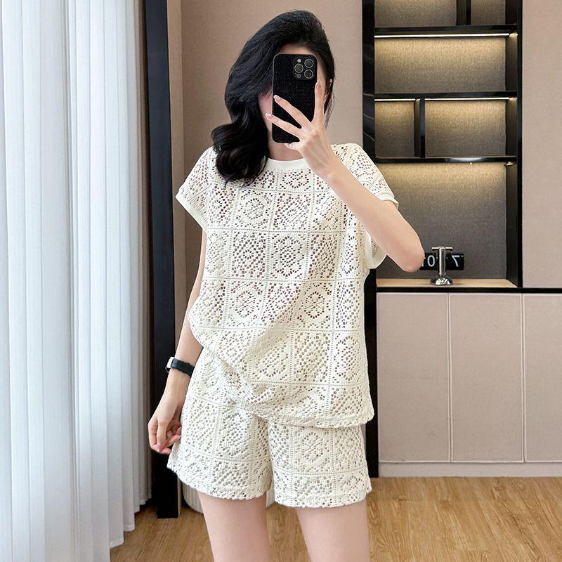 2026 Summer Petite Luxury Women's Suit: Hollow Out Top & Shorts Set – Slimming, Chic, and Trendy