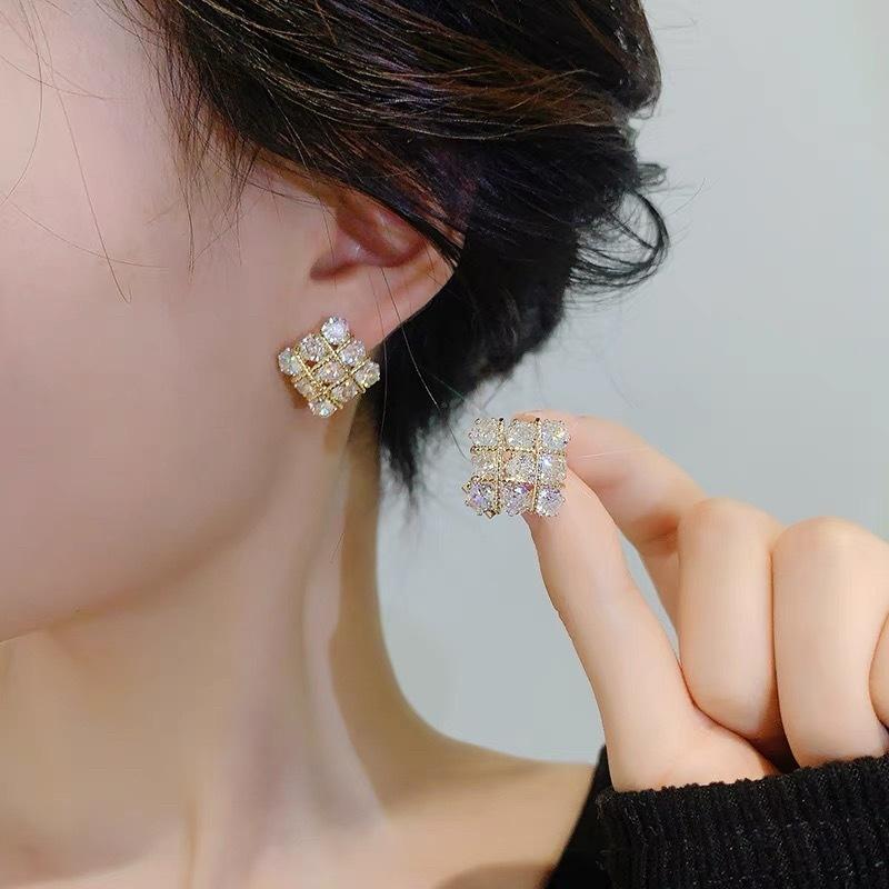 Sparkling Square Zirconia Flower Fashion Luxury Earring For Women Party Jewelry Accessories Gifts