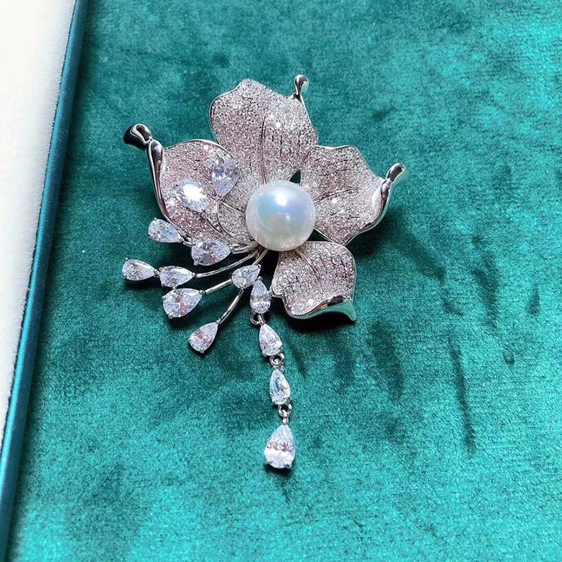 Gold-Plated Copper Pearl & Zircon Flower Tassel Brooch with Empty Setting