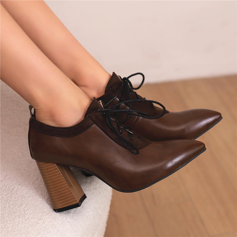 Women Pumps Pointed Toe Lace up Thick Heel Platform Brogue Student Carved Retro Classic Spring Autumn New