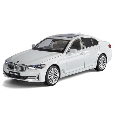 [Outlet Product] Heimanba 1/24 Scale BMW 5 Series LCI / Diecast Model Car (White, H2781 WT)