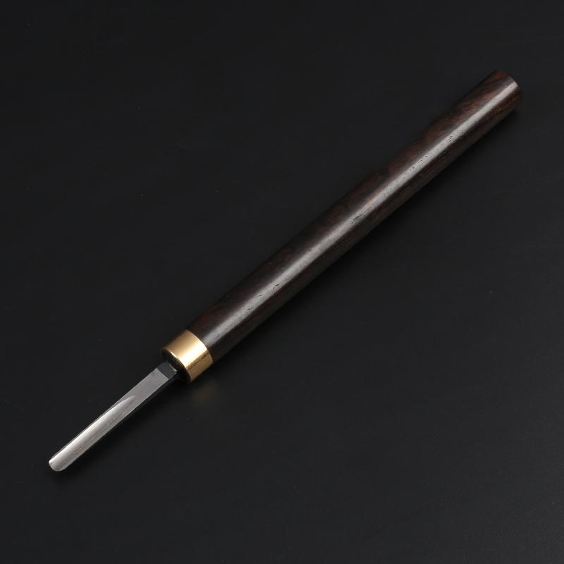 Nitriertes Weißstahl Holzschnitzmesser mit Griff aus lila Sandelholz