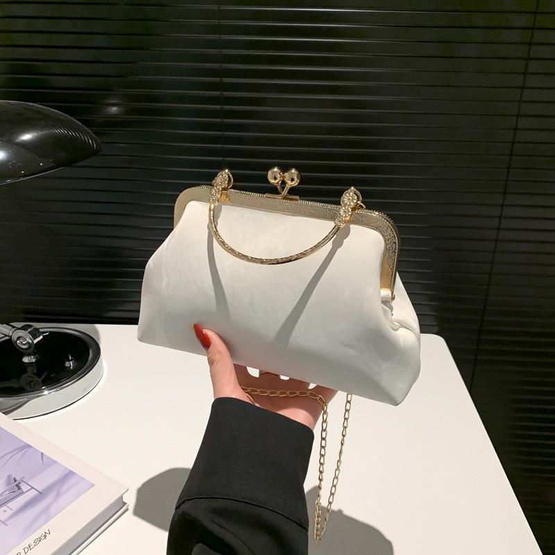 

Stylish Crossbody Bag For Women 2024 Spring New Handbag Street Fashion Chain Shoulder Bag білий