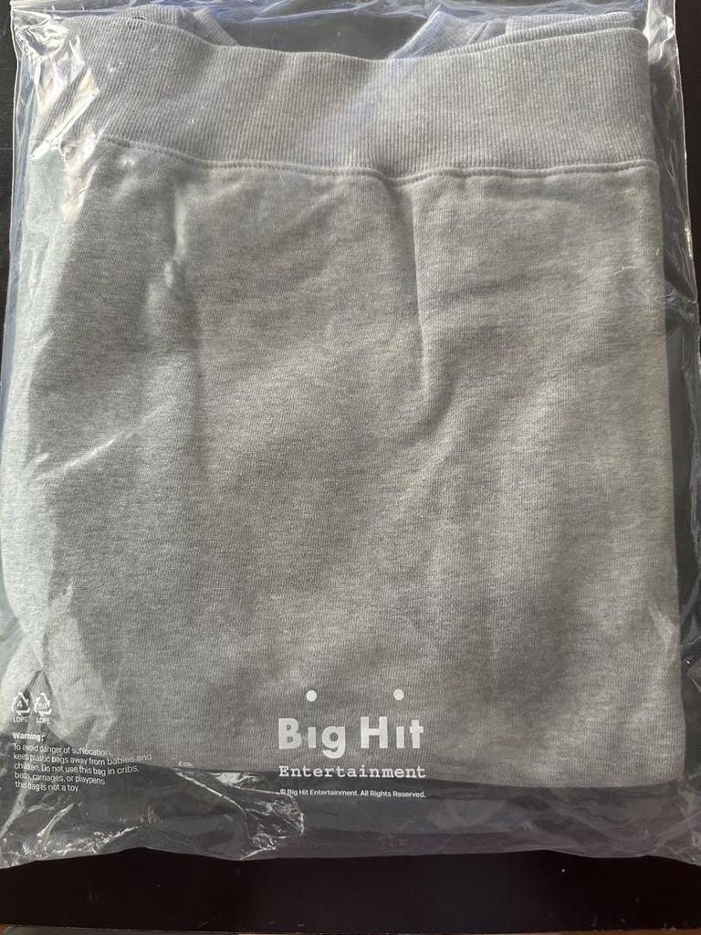 [USED] BTS DNA Sweatshirt Gray XL