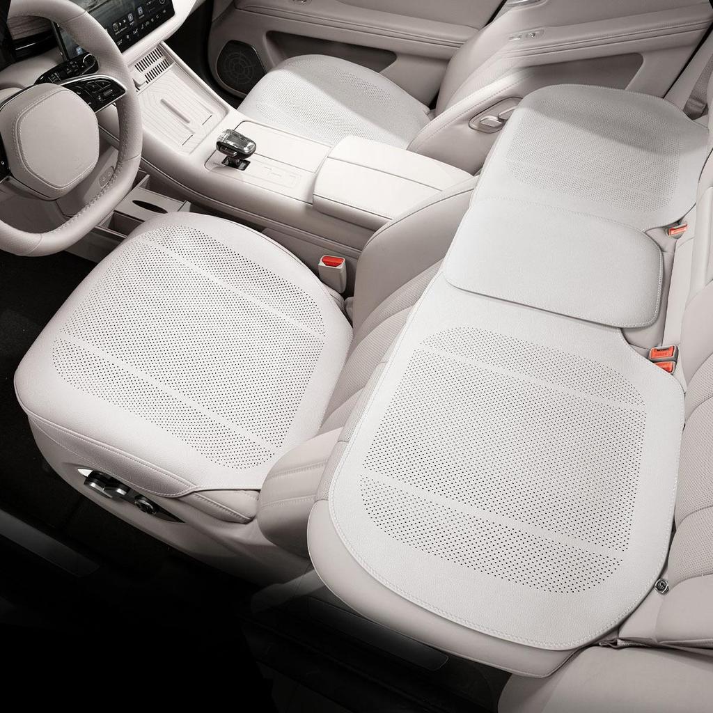 Universal Breathable Car Seat Cushion - Cool, Non-slip, Thin Design for All Seasons (2025)