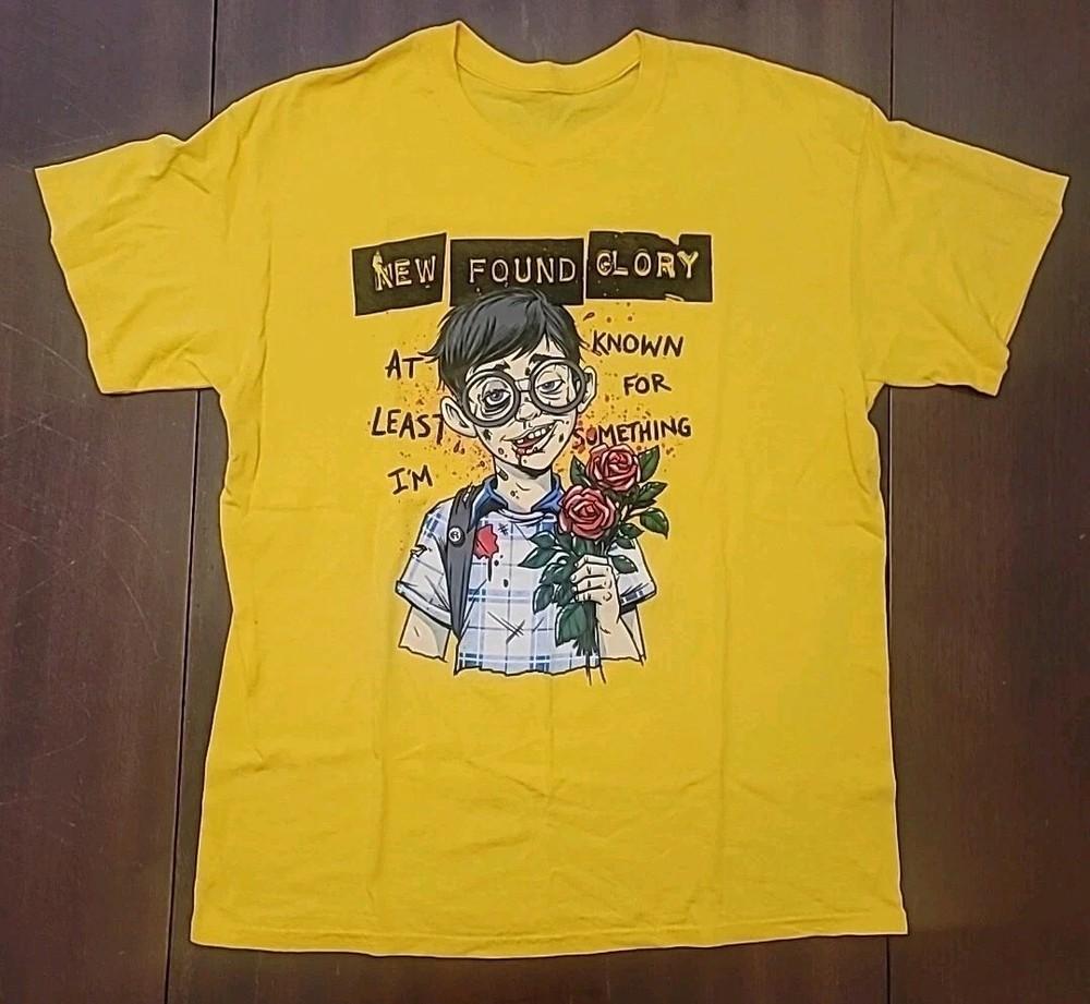 

New Found Glory Rock Band Tshirt Yellow L At Least I039;m Known Unisex T-Shirt M