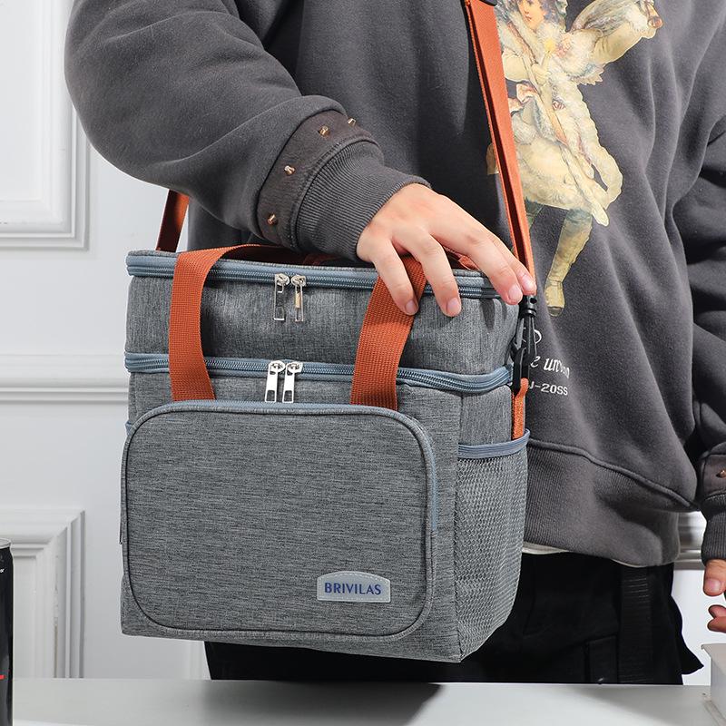 

Large Capacity Crossbody Insulated Lunch Bag for Picnics and Outdoor Use