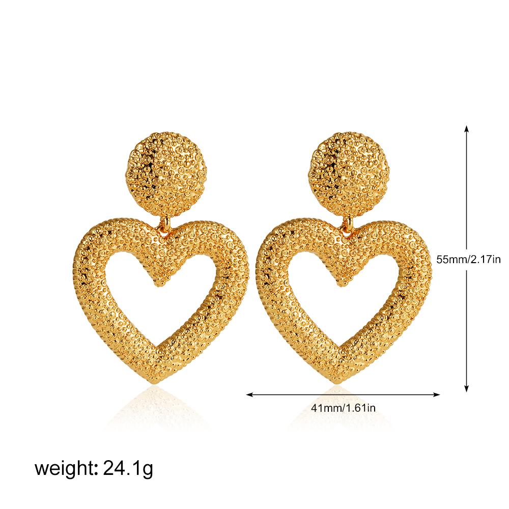 Vintage Metal Striped Texture Heart Stud Earrings for Women 18K Gold Color Plated Love Heart Earring Charm Party Jewelry Gift