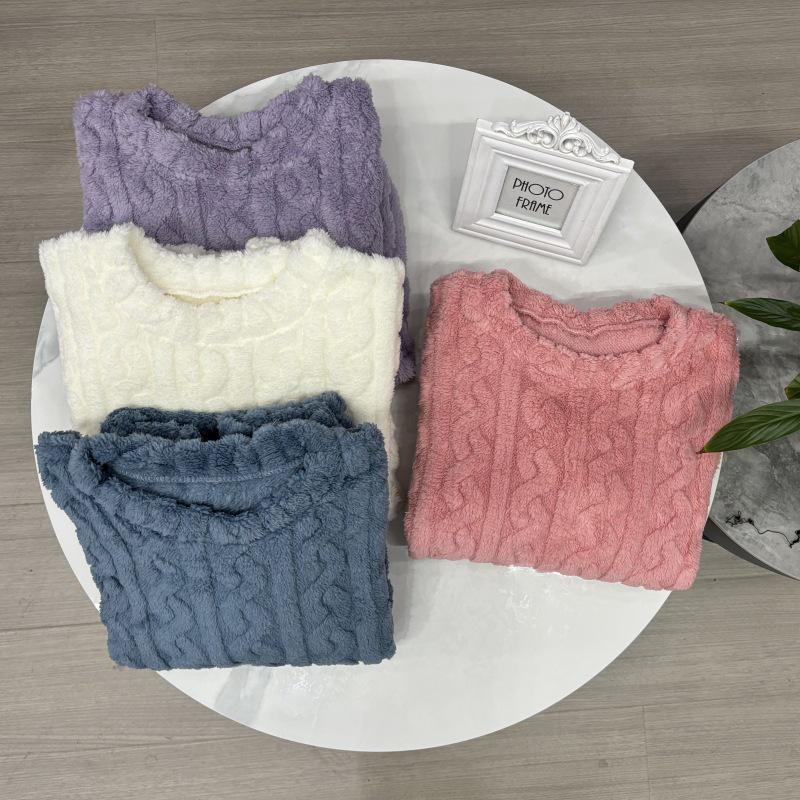 Damen Kuscheliger Korallenfleece Pyjama: Dicker warmer Samt, Unifarben, Rundhalsausschnitt, Große Größen für Herbst und Winter.