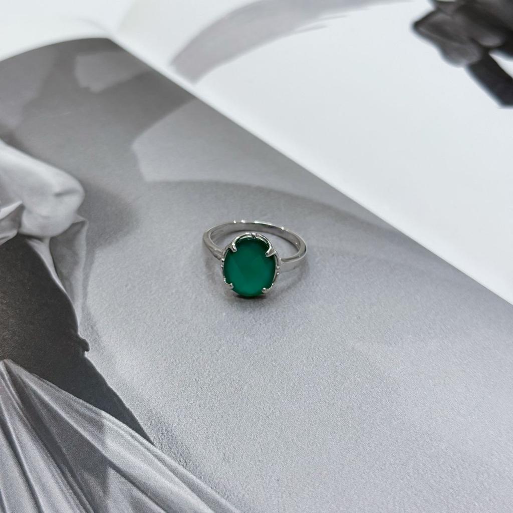 Серебряное кольцо с натуральным агатом 4.218ct, вес изделия 3,01 гр (2173564)