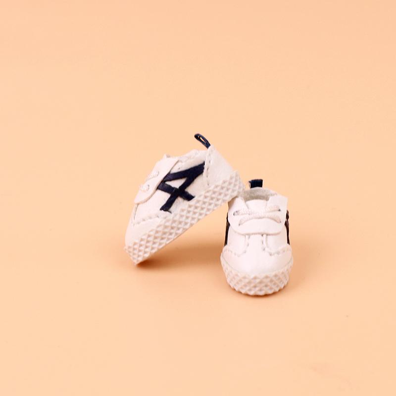 

1 Pair Of 1:12 Volleyball Sneakers Running Shoes Pattern Shoes Suit For Ob11 1/12 Bjd Doll Gsc DOD, YMY Doll Accessories OB11
