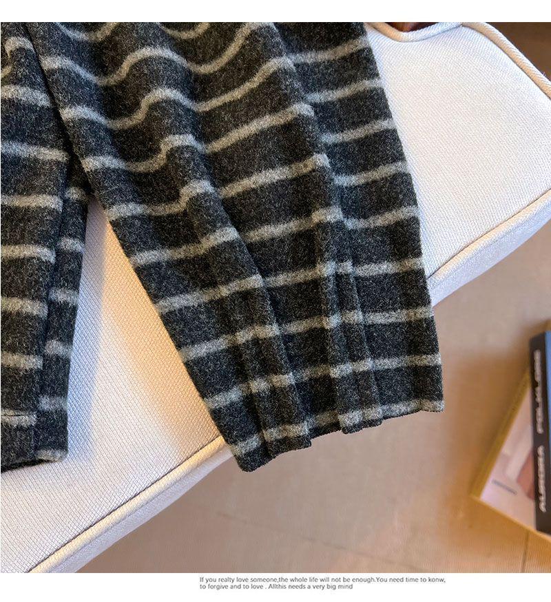 Plus Size Velvet Color Block Striped T-shirt: Korean Style, Long Sleeve, Loose Fit, Slimming & Warm Women's Top