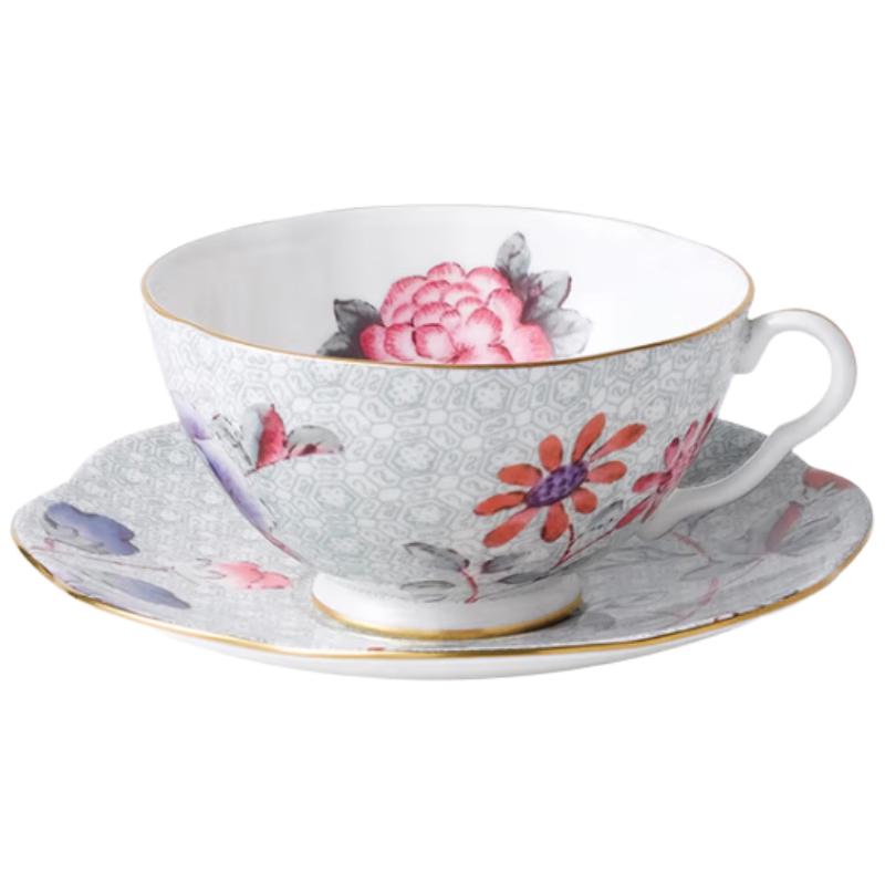 Декоративные кофейные и чайные чашки и блюдца Wedgwood