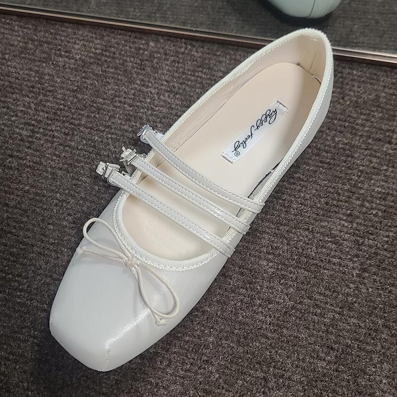

Red square head shallow mouth single shoes female spring and autumn new French temperament fairy retro ballet flat Mary Jane shoes 40