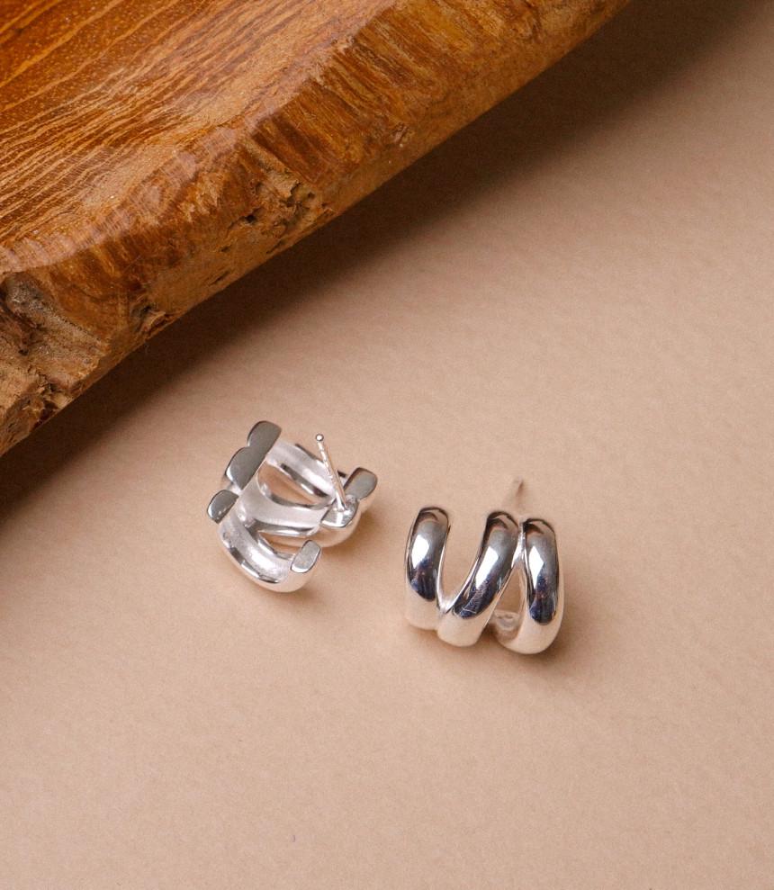 Korean Retro Multi-Circle Metal Stud Earrings for Women - Simple, Versatile, and Stylish Jewelry