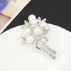 Fashionable Flower Brooch, Feminine Charm Pearl Brooch, Design Sense, Anti-exposure Pin, Suit Accessory