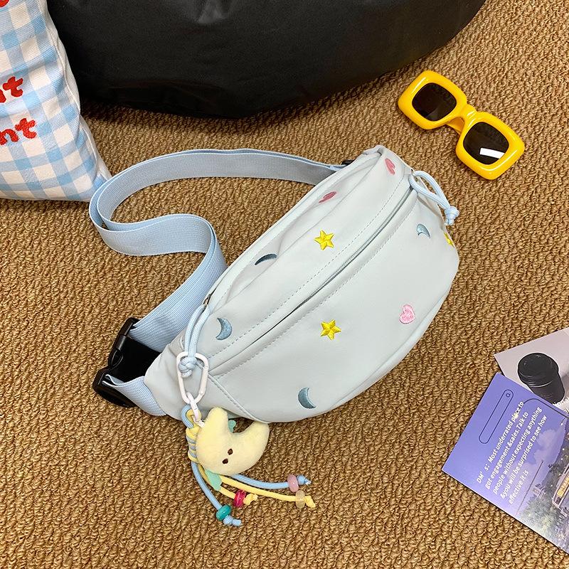 Breast bag women's Japanese cute embroidered fanny pack simple and lightweight shoulder small backpack women's leisure sports student messenger bag
