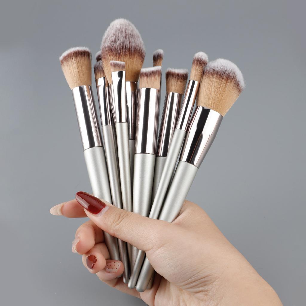 10 Pcs Champagne Gold Makeup Brushes Complete Set of Foundation Loose Powder Blush Concealer Eye Shadow Professional Set