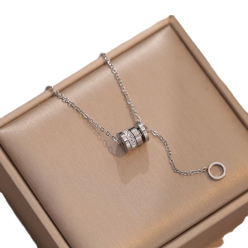 Rzymski Naszyjnik Obroża ze Stali Tytanowej z Chwostem dla Kobiet - Prosty, Elegancki, Popularny Design