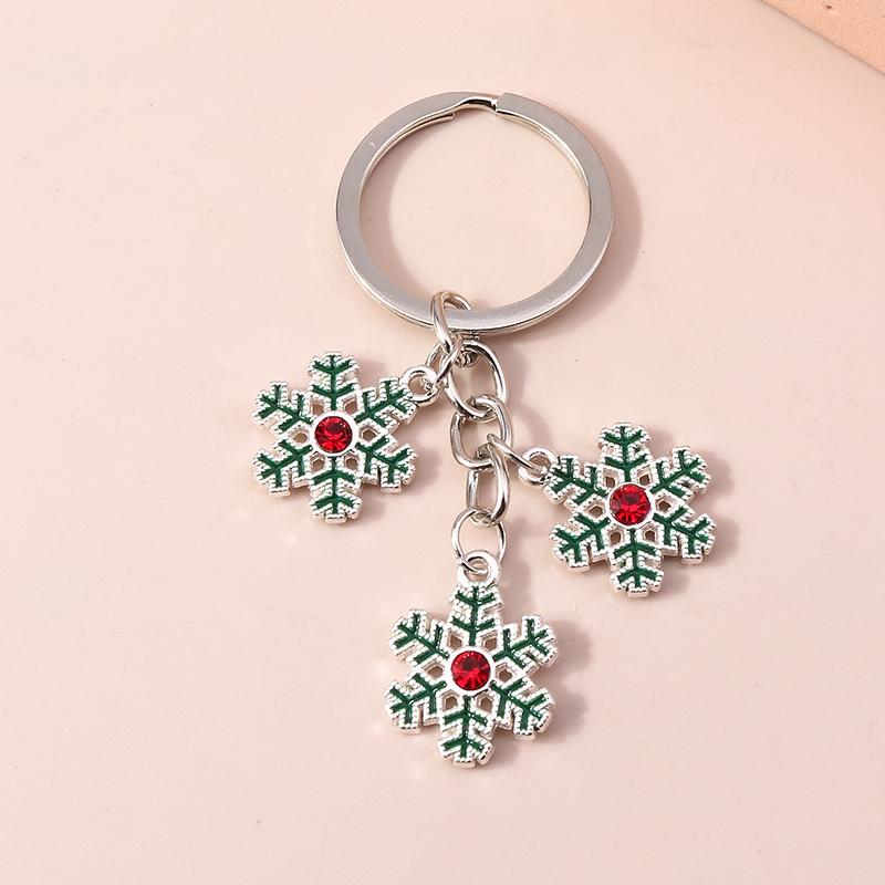 Cute Enamel Christmas Tree Keychain Santa Claus Keyring Pendants for Car Key Holder Handbag Decor Charms X'mas Jewelry Gifts