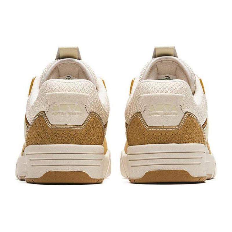 Anta Versatile Casual Lightweight Comfortable Non-Slip Shock Absorbing Wear-Resistant Low-Top Skate Shoes Women Sneakers Beige 122418040-5