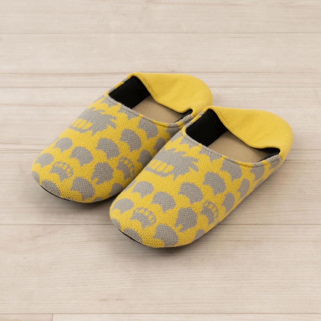 Senko My Neighbor Totoro Knit Yellow Slippers,