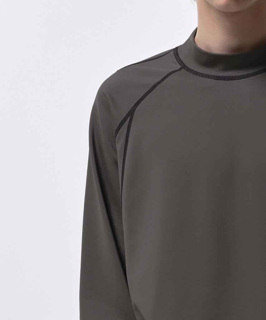 MUSINSA STANDARD [City Leisure] Structured Mock Neck Long Sleeve T-Shirt [Mud Grey]