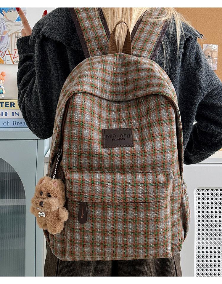 Mori Style Plaid Tweed Backpack: Versatile, Large-Capacity School Bag for Junior High Students