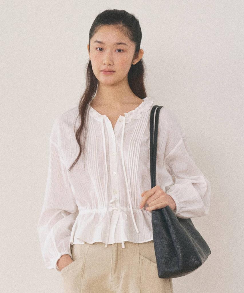 Manggomaenipeullijeu Once Frill Blouse_White