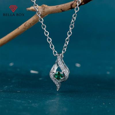 Elegante collana da sposa per donna con ciondolo in zirconia cubica bianca/verde per festa di fidanzamento, regalo di compleanno elegante, gioielli alla moda