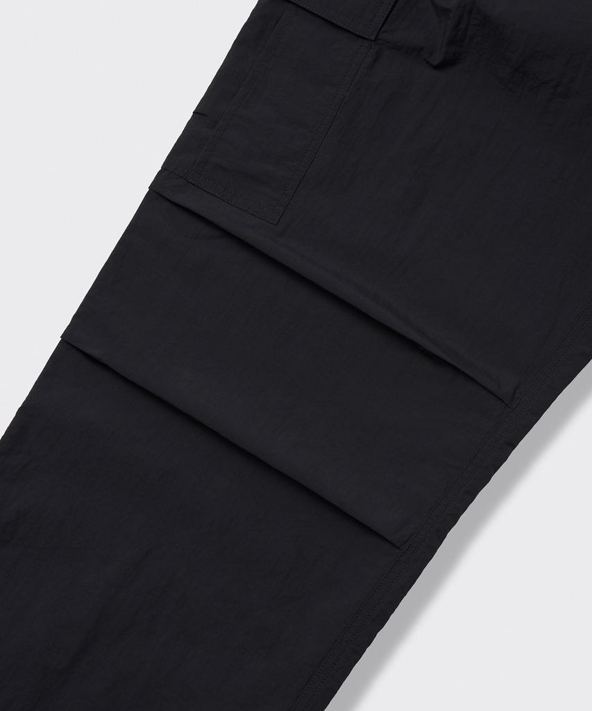 Musinsa Standard Nylon One-Tuck Parachute Cargo Pants [Black]