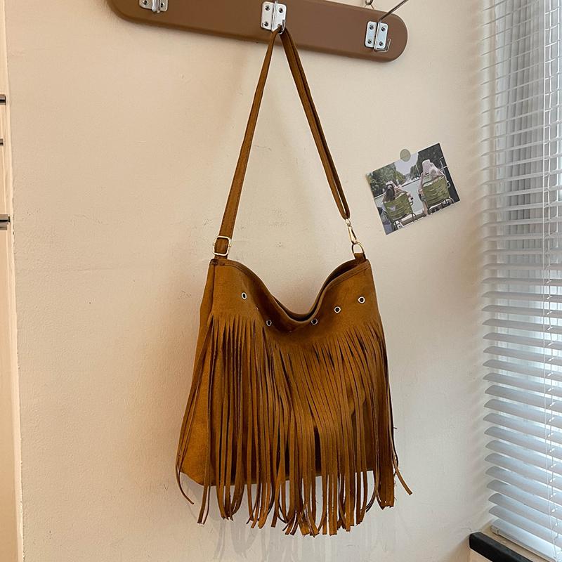 

1PC Women Frosted Tassel Shoulder Bag Faux Suede Fringe Underarm Bag Large Capacity Travel Tote Handbag Female Shopping Bag