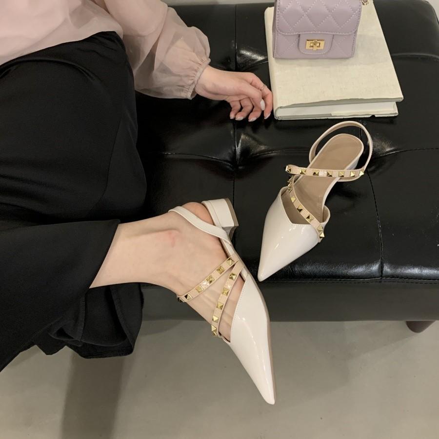 Rivet bag head sandals women's thick heel 2025 spring and summer new willow nails Roman fashion patent leather pointed flat shoes