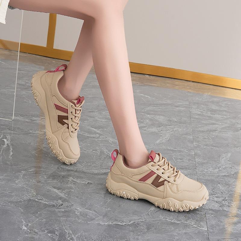 Women's New Autumn Models Wear Leather Sneakers with Soft Soles, Not Tired Feet Running