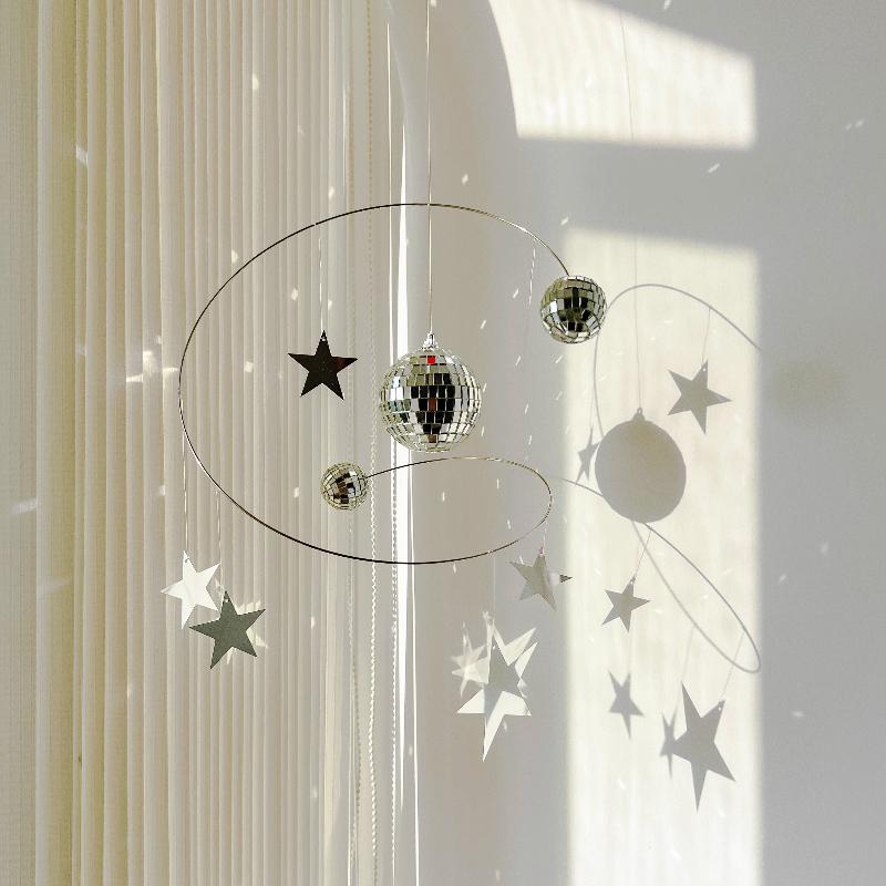 

Star Planet Wind Chimes Living Room Wall Mounted Hanging Decorations Bedroom Window Side Wind Chimes Room Decoration Accessories