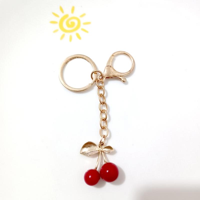 Cherry Bag Pendant Bag Charm Resin Cherry Keyring Fashion Alloy Jewelry Key Accessory Present for Fashion Women Girls