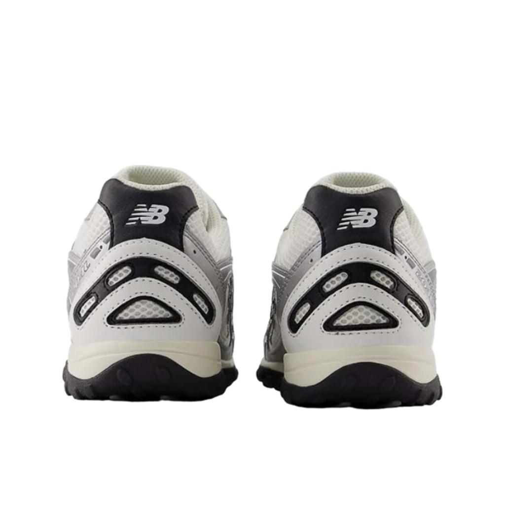 New Balance 204L Silver Metallic Black