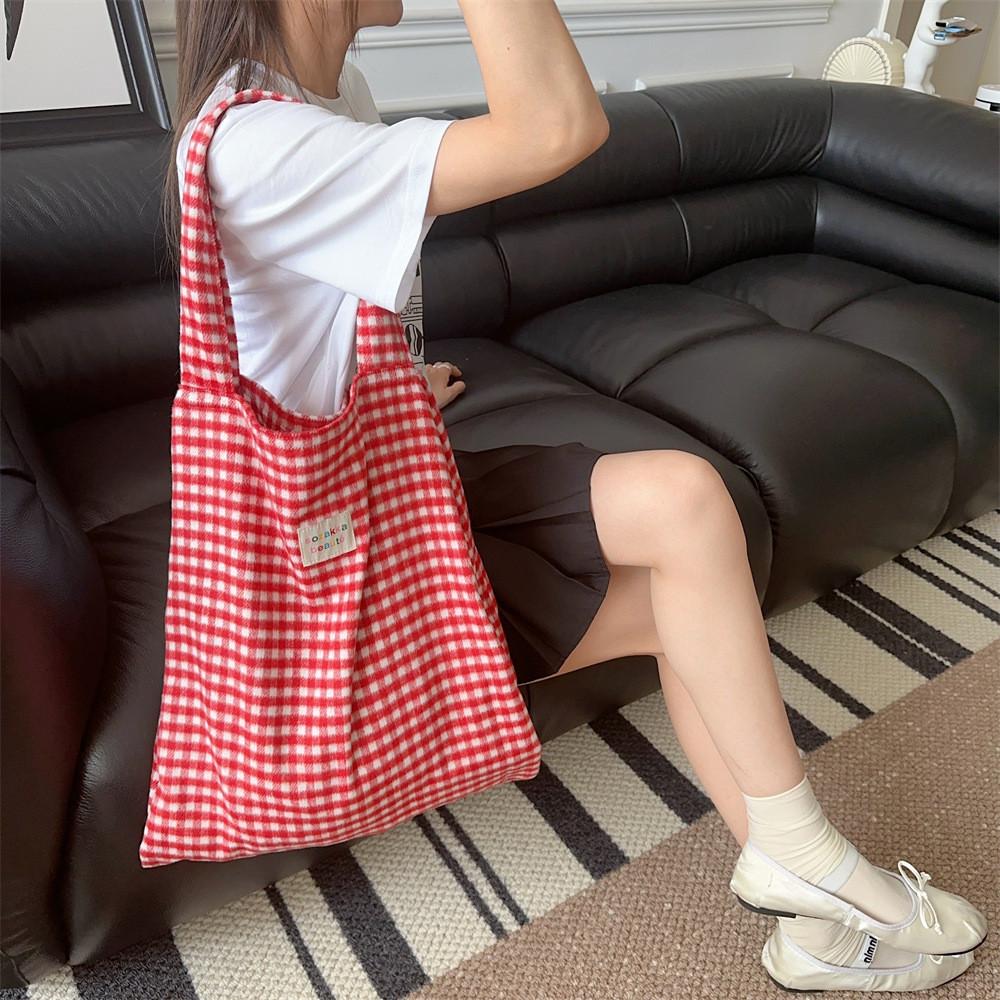 Stylish Plaid Wool Tote Bag For Casual Chic Commuting Versatile Shopping Use