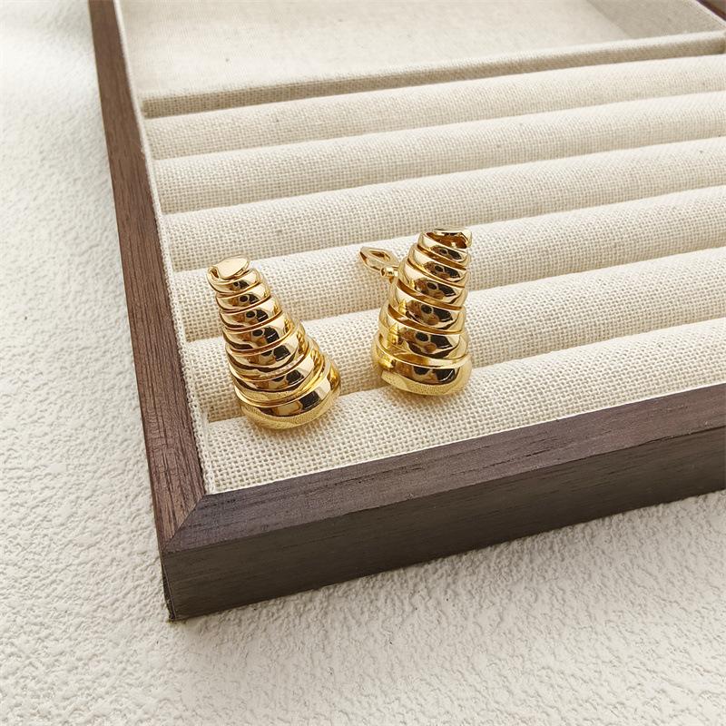 Sweet Cool Simple Water Drop Spiral Ear Clips Fashionable Earrings Without Ear Piercings