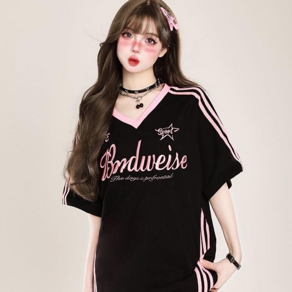 Loose-fitting sporty V-neck T-shirt, striped letter print T-shirt, women's street hip-hop top, loose casual T-shirt