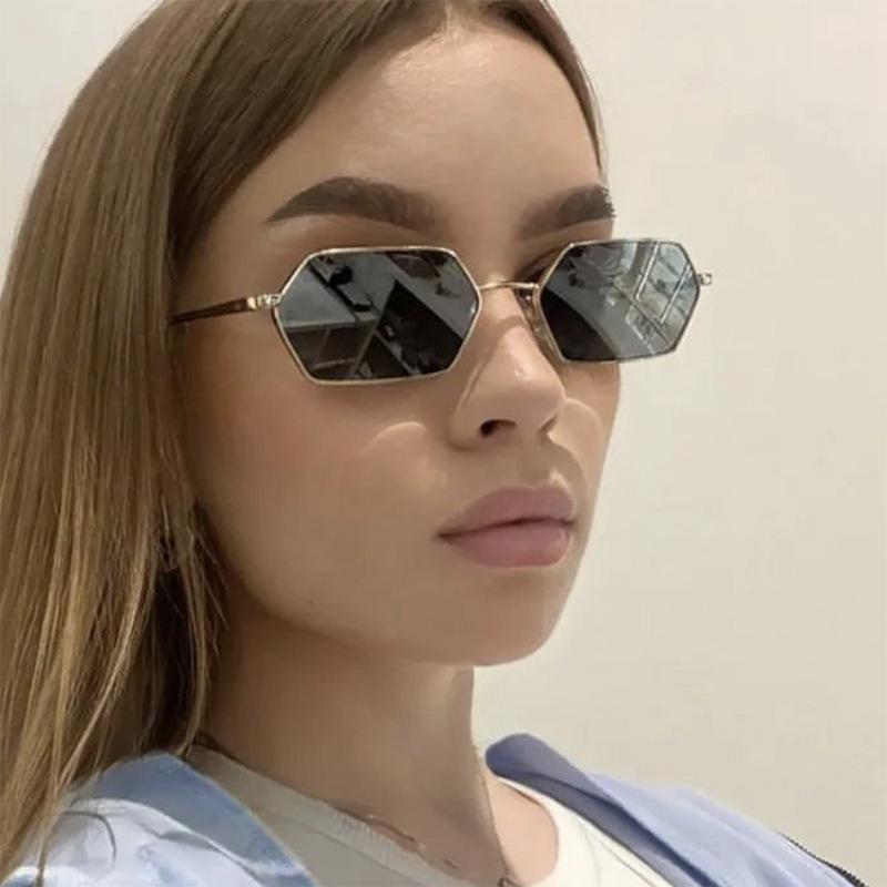Fashionable And Individual Small-frame Sunglasses Metal Retro Square-frame Sunglasses Street Style Sunglasses 388