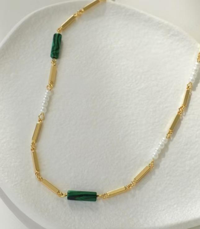 2024 Hot Sale Fashion Pendant Necklaces, Fashionable and Versatile