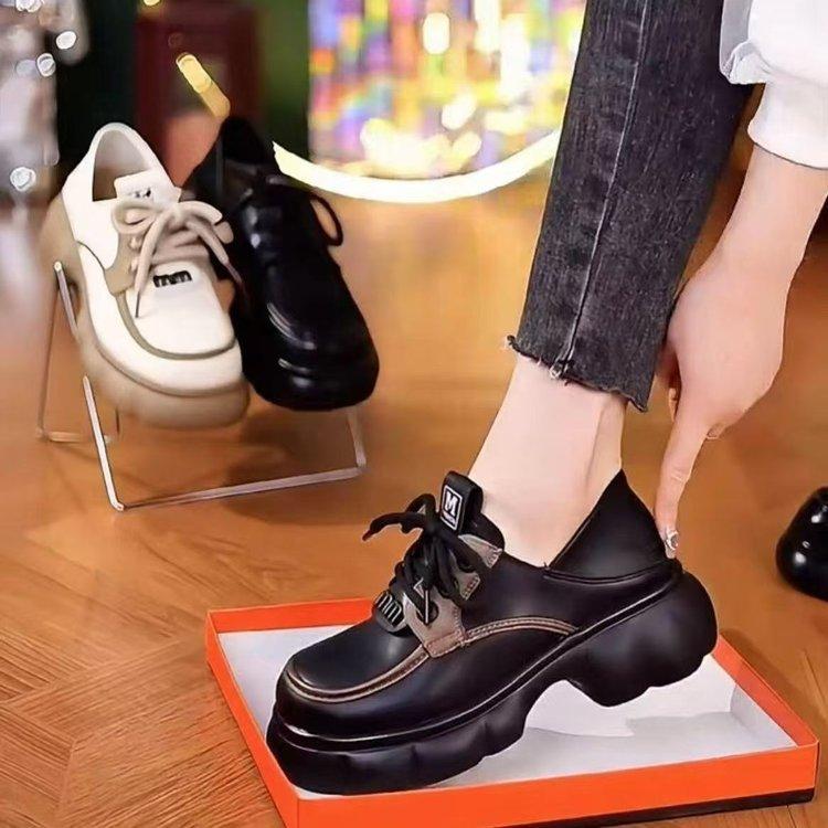 Platform Internet Celebrity Loafers Women's 2025 New Black Small Leather Shoes French Soft Sole Heightening British Style Lace-up Single Shoes