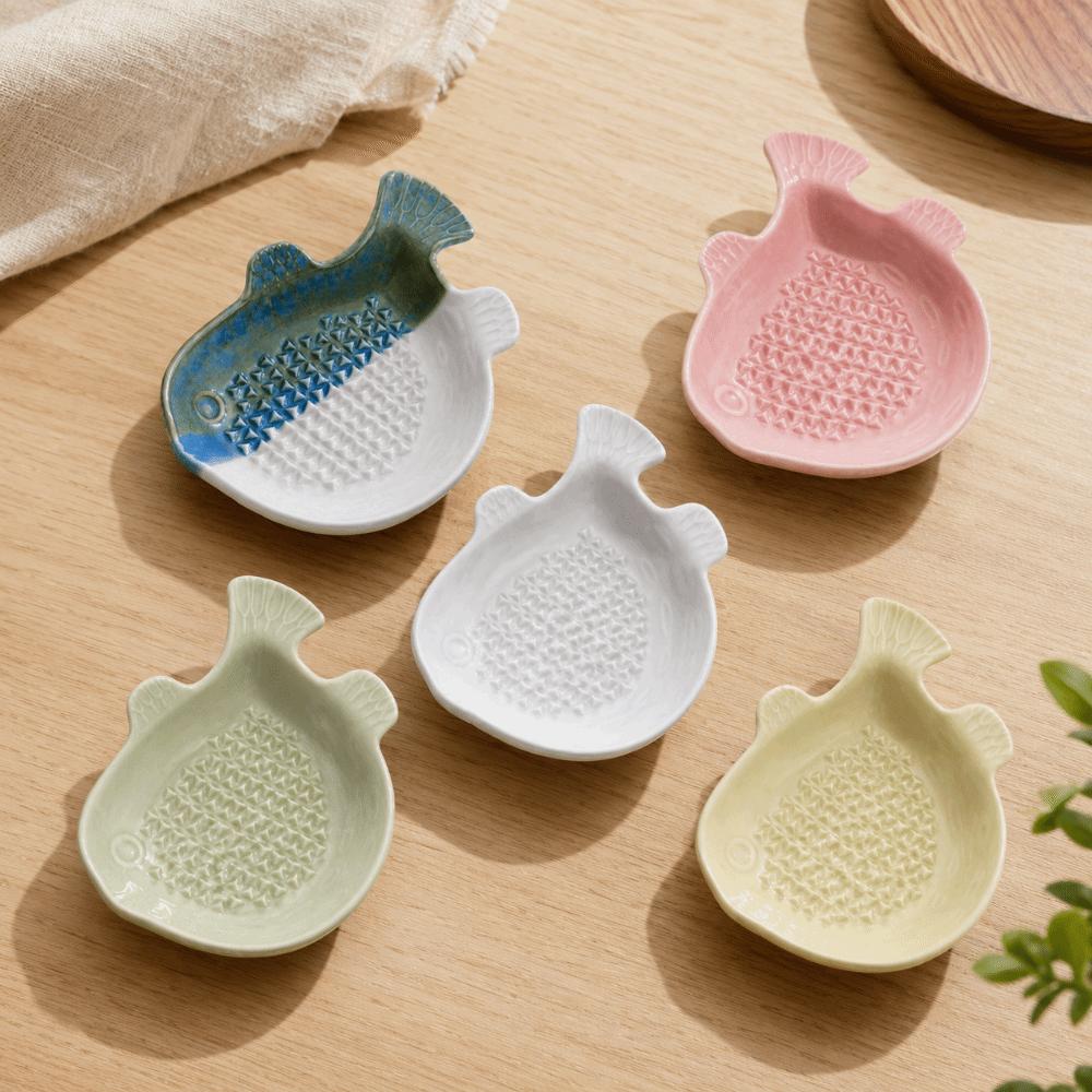Fish Hand Garlic Ginger Masher Ceramic Seasoning Dipping Dish Garlic Ginger Grater Household