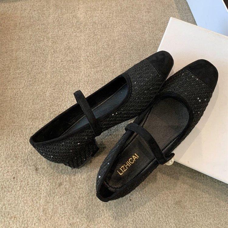 

[youshilai] French medium and high heel small fragrant single shoes women s new spring square head Mary Jane evening shoes 35