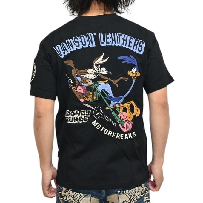 

Vanson Looney Tunes LTV-2506 Short Sleeve Jersey T-Shirt, Wile E. Coyote, Road Runner, Men s Top (JP, Alphabet, L, Black)