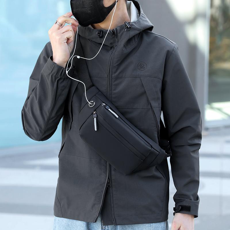 A men's business casual waist bag or chest bag, lightweight, wear-resistant, and durable, For commuting and daily outings