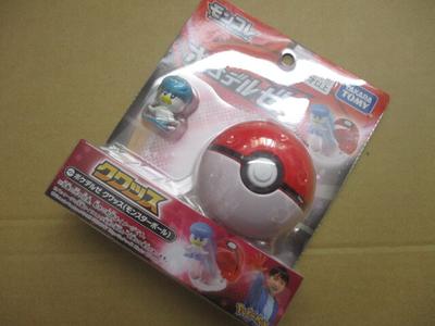 TAKARA TOMY MonColle Quass Pokémon Pokédelze (Monster Ball)
