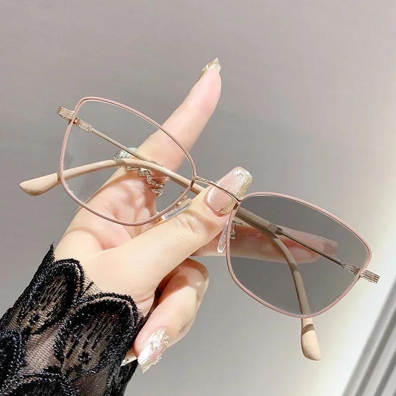 Metal Frame Color Changing Near Sight Eyewear Cat Eye Photochromic Myopia Glasses Fashion Anti Blue Light  Minus Diopter Glasses